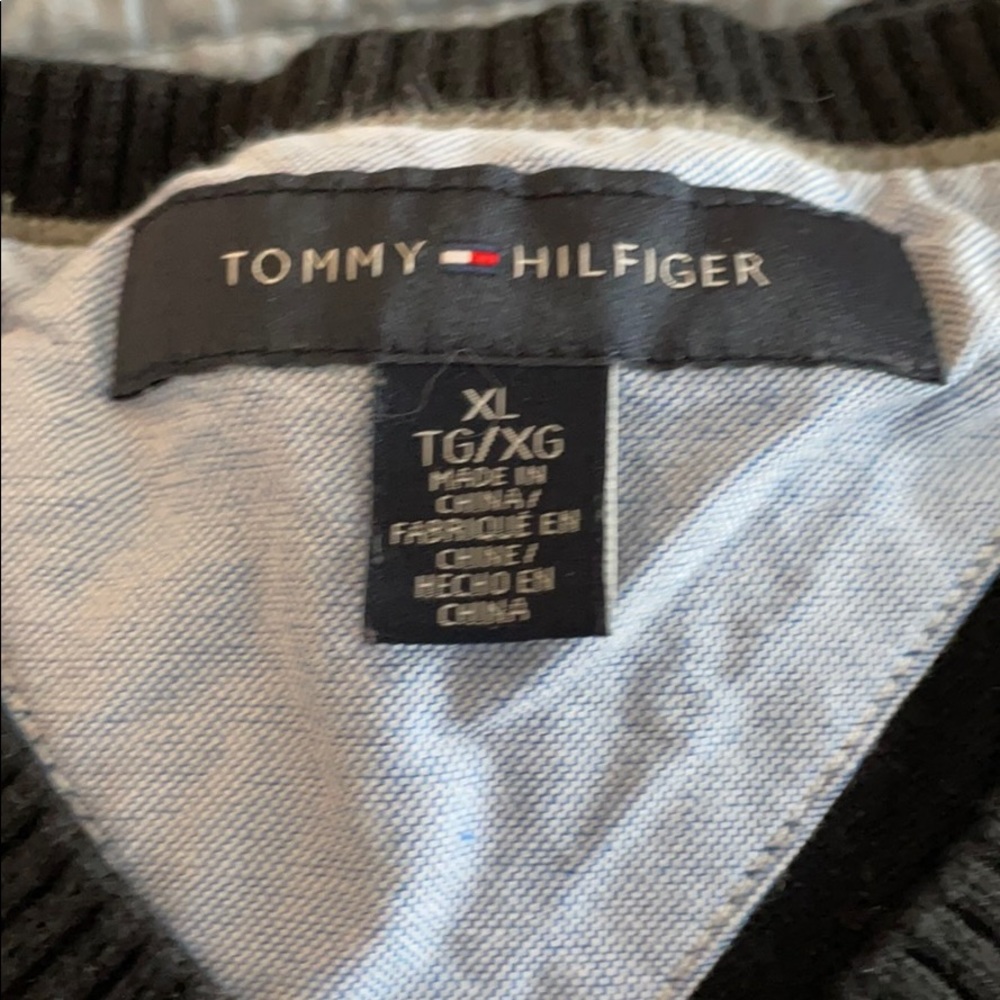 Tommy Hilfiger men’s sweater - Picture 4 of 4